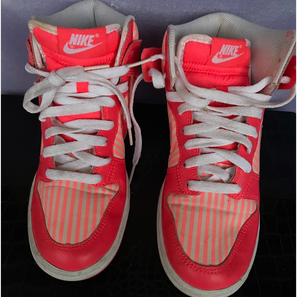 NIKE Dunk High Skinny Hot Punch Size 6 Pink White Athletic Casual Shoes